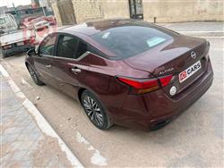 نيسان ألتيما